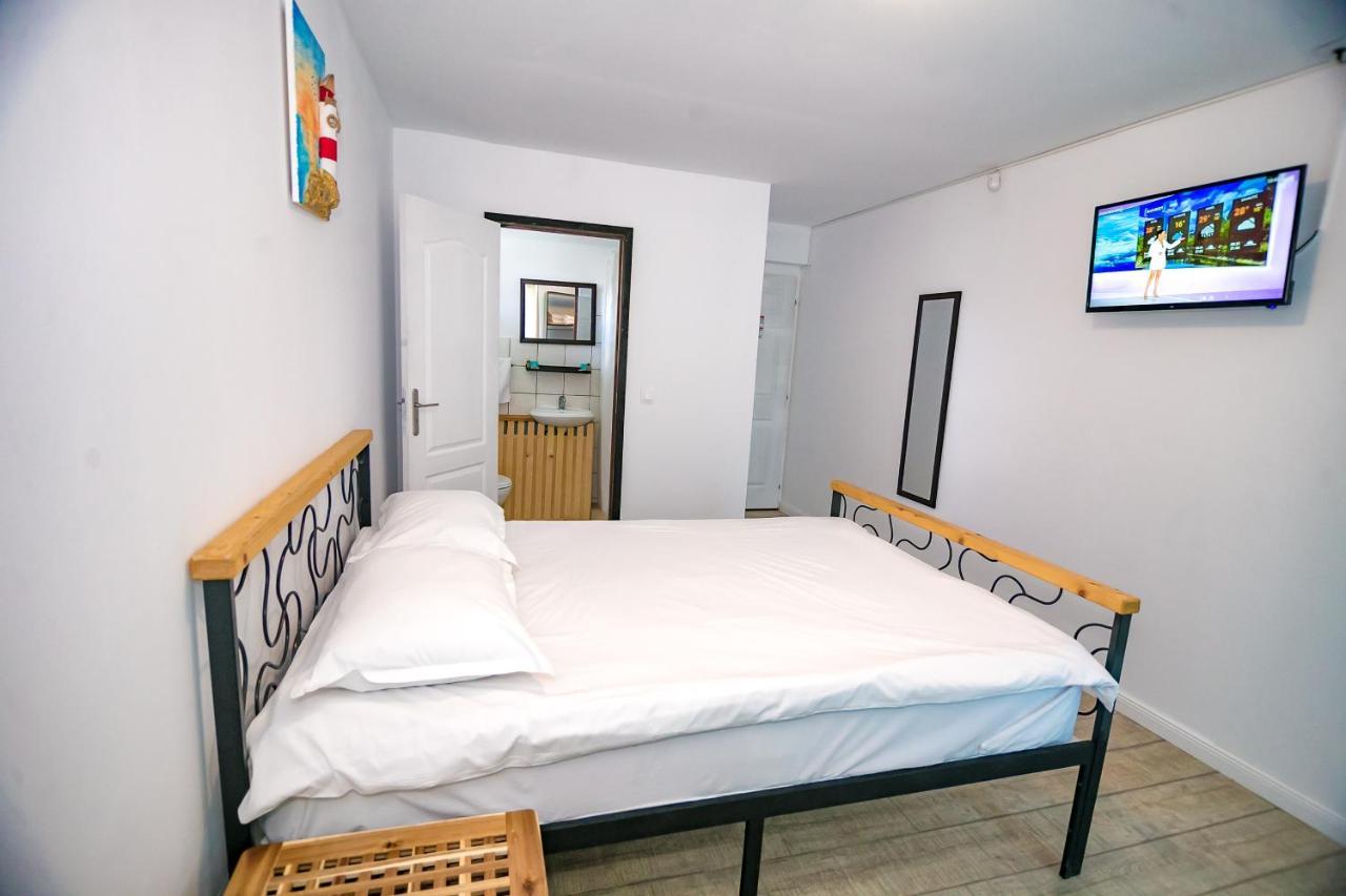 Neata Hotel *
